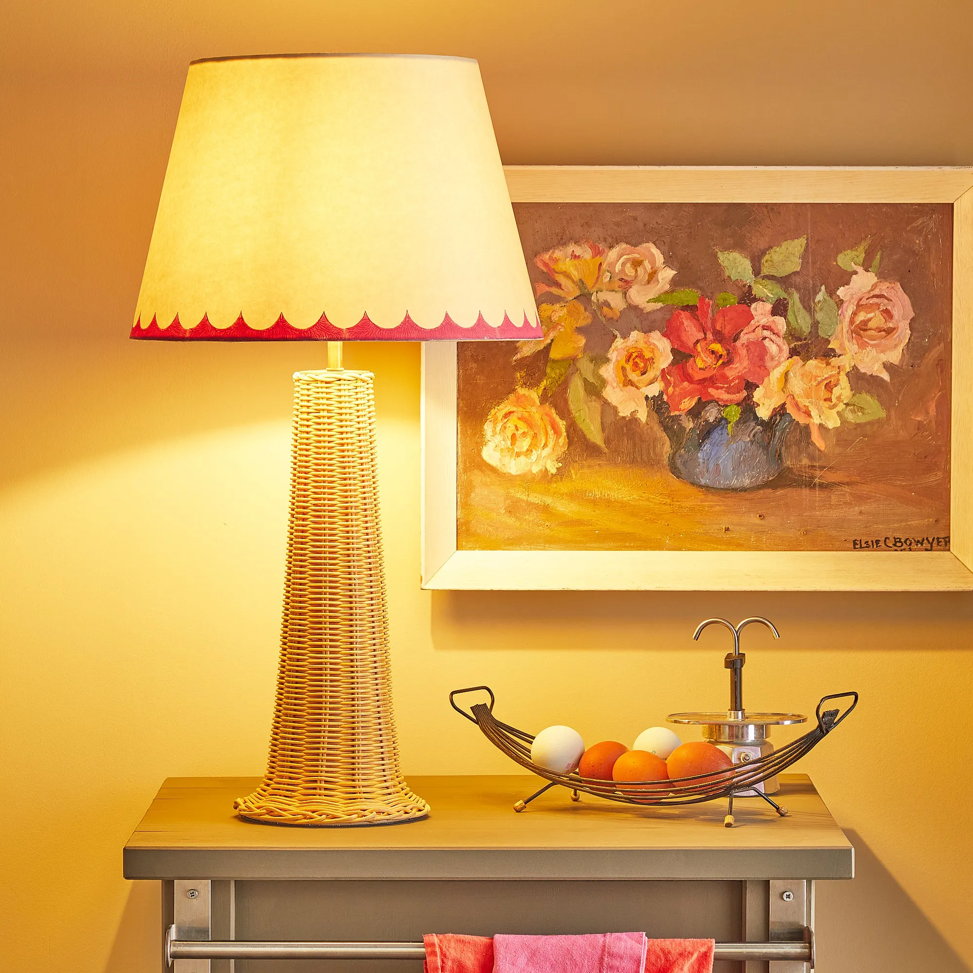 Cornet table lamp in rattan