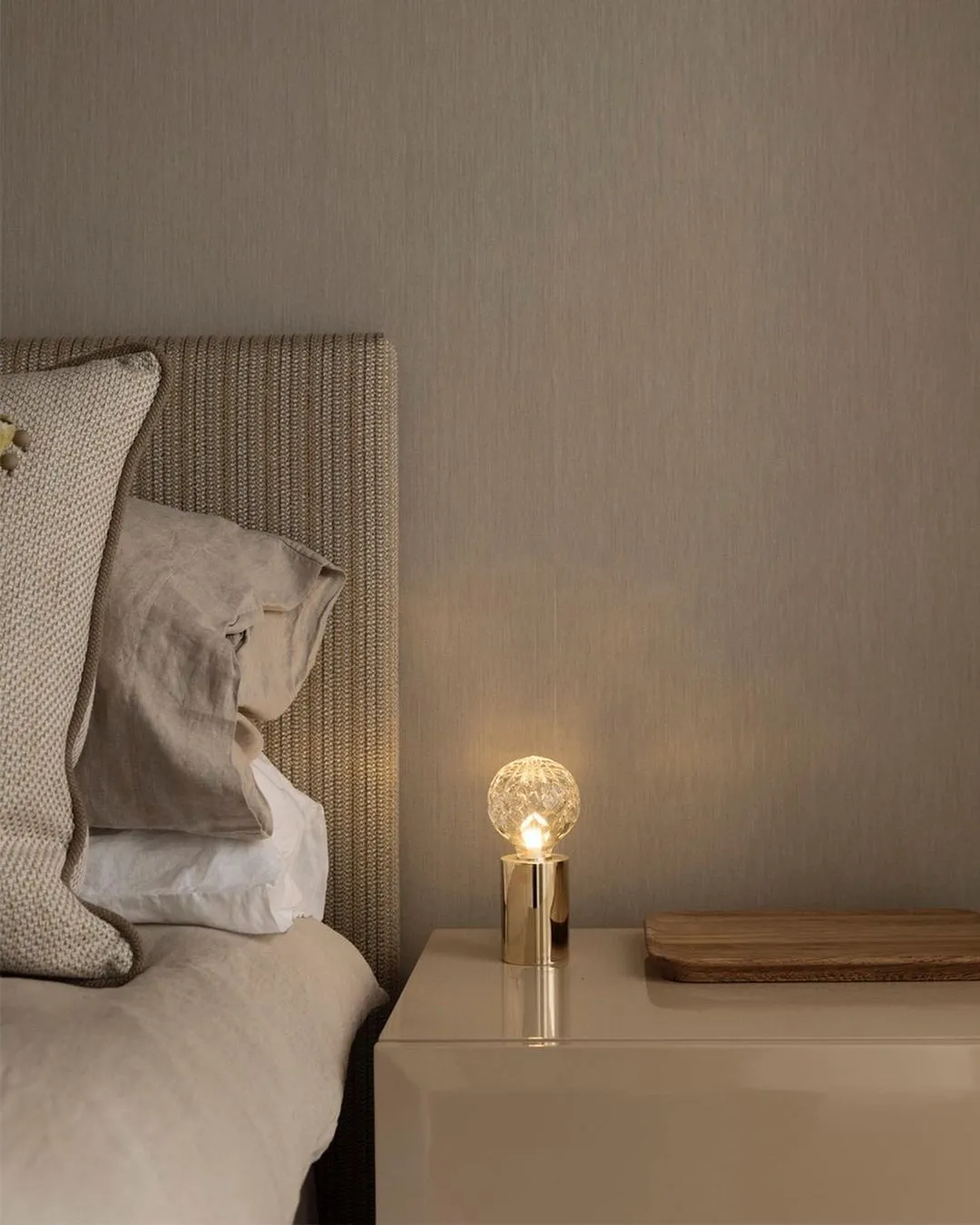 Crystal Bulb Table Lamp