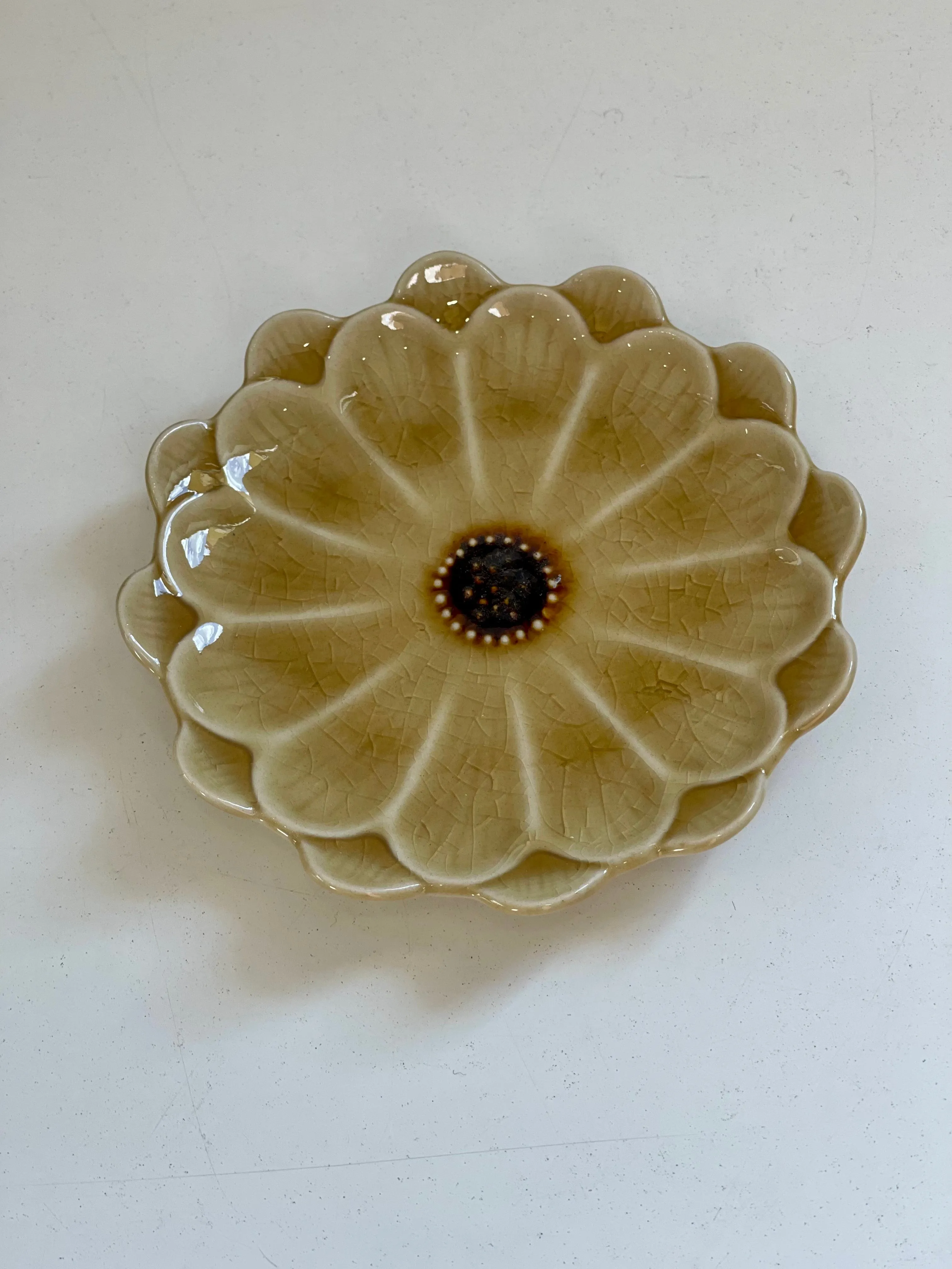 Kiku flower - plate
