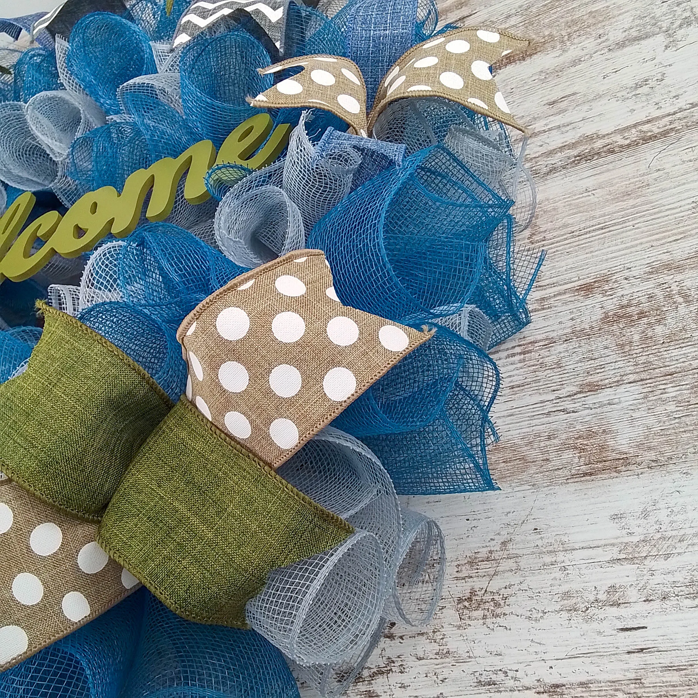 Moss Green Everyday Wreath, All-Year-Long Decor, Ideal Gift for Mother's Day or Birthday