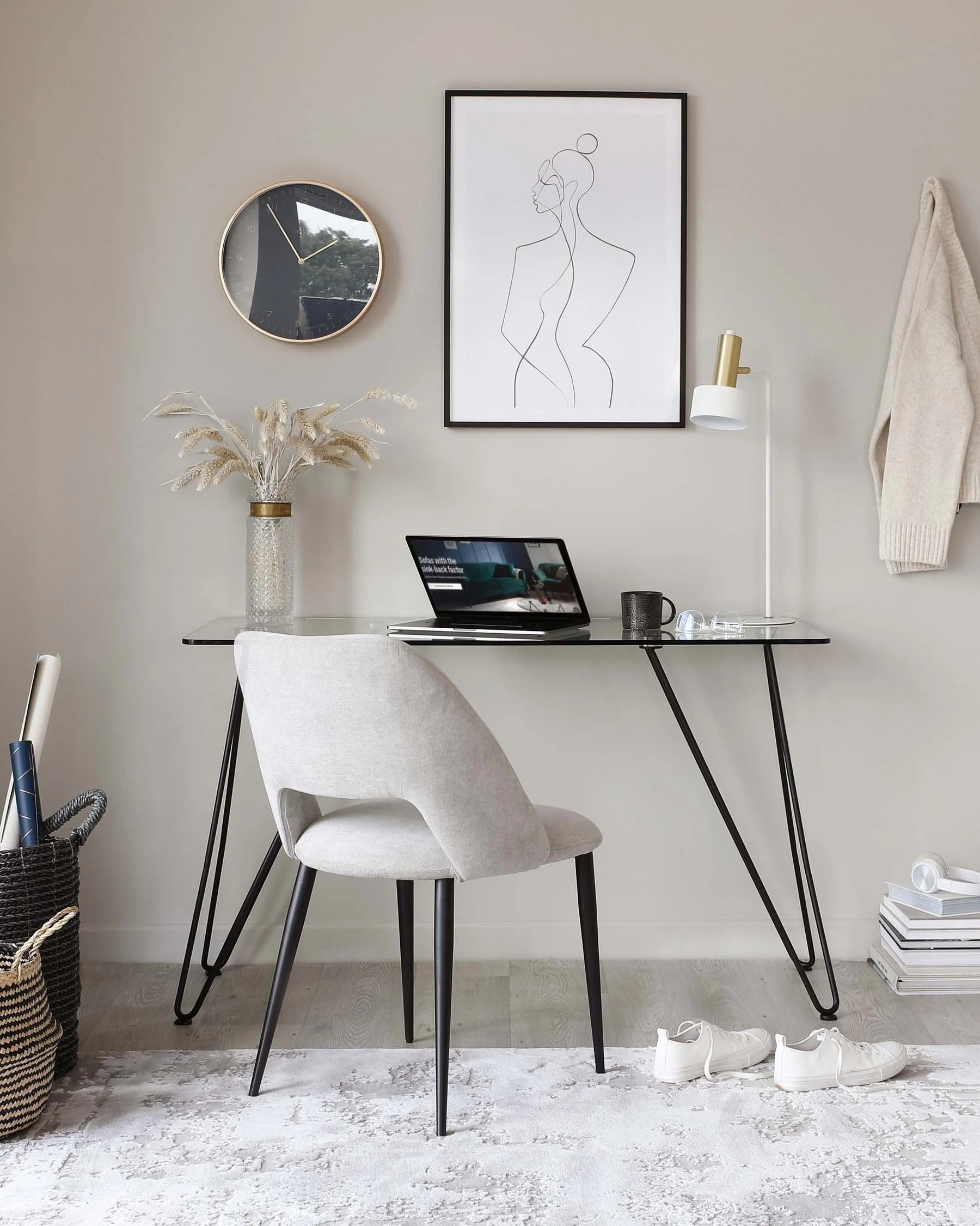 Ripple Glass And Matt Black Desk
