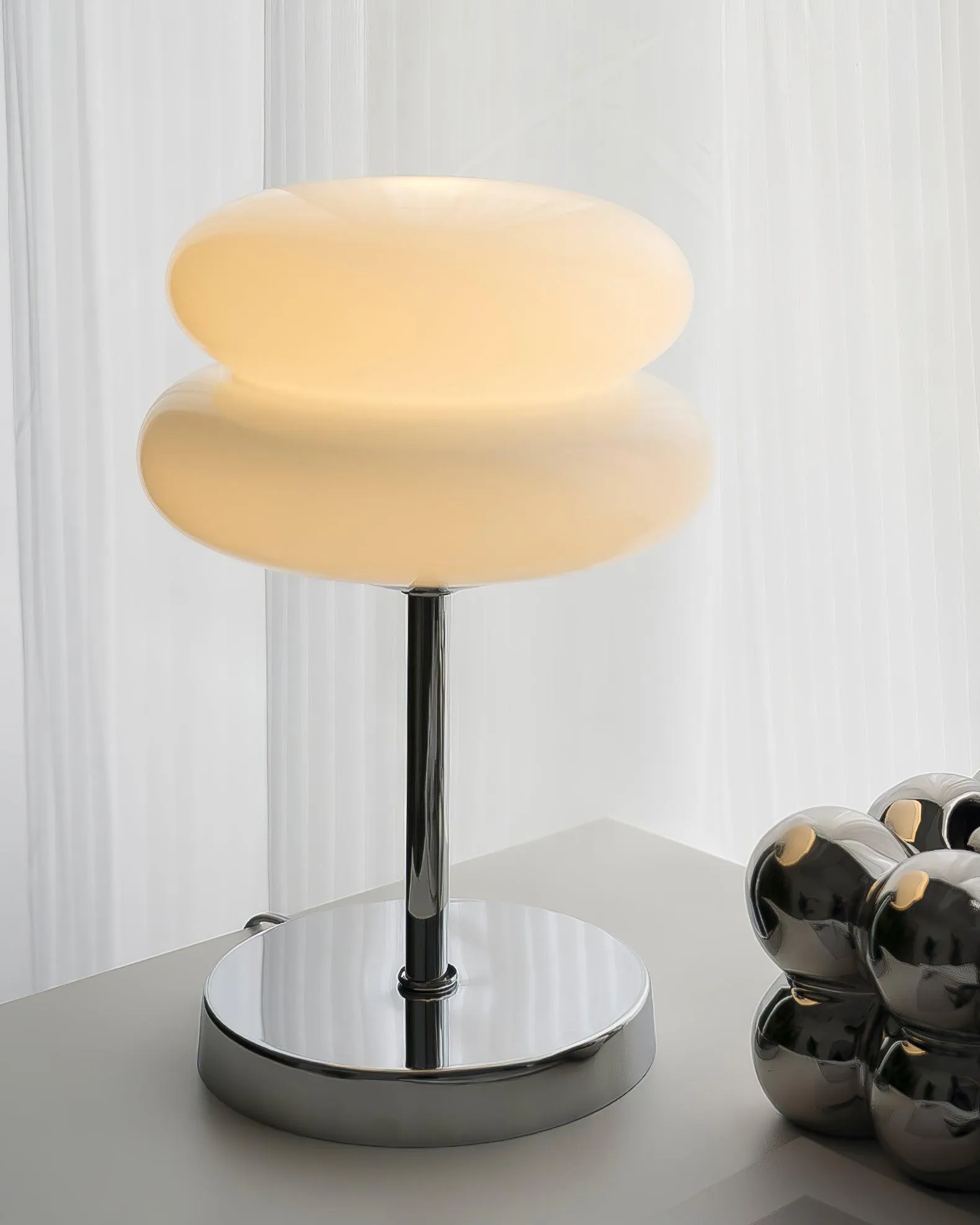 Saturn Glide Glass Table Lamp