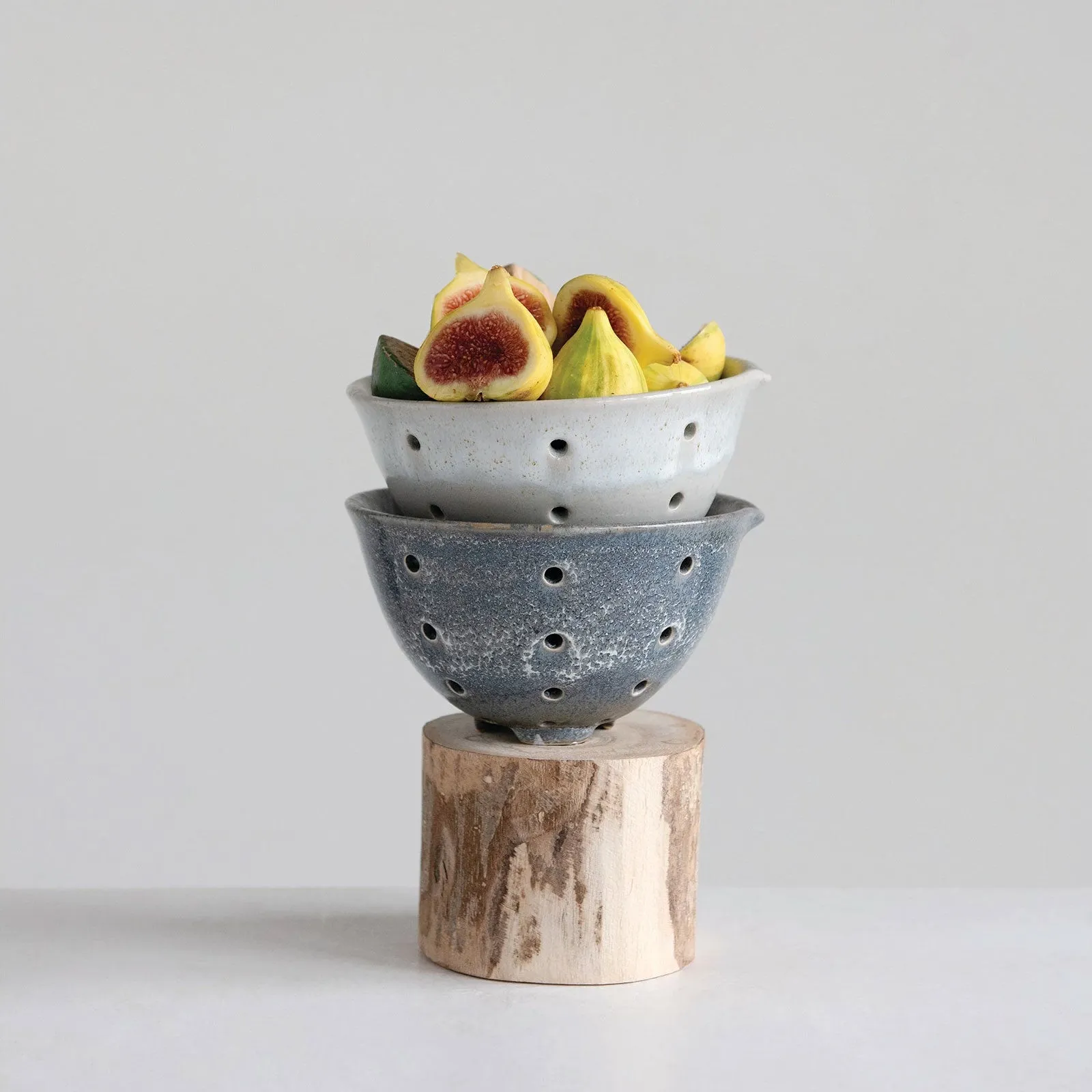 Stoneware Berry Bowls