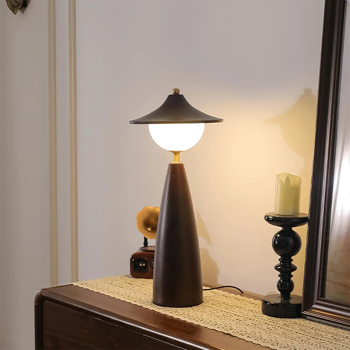 Syuna Table Lamp
