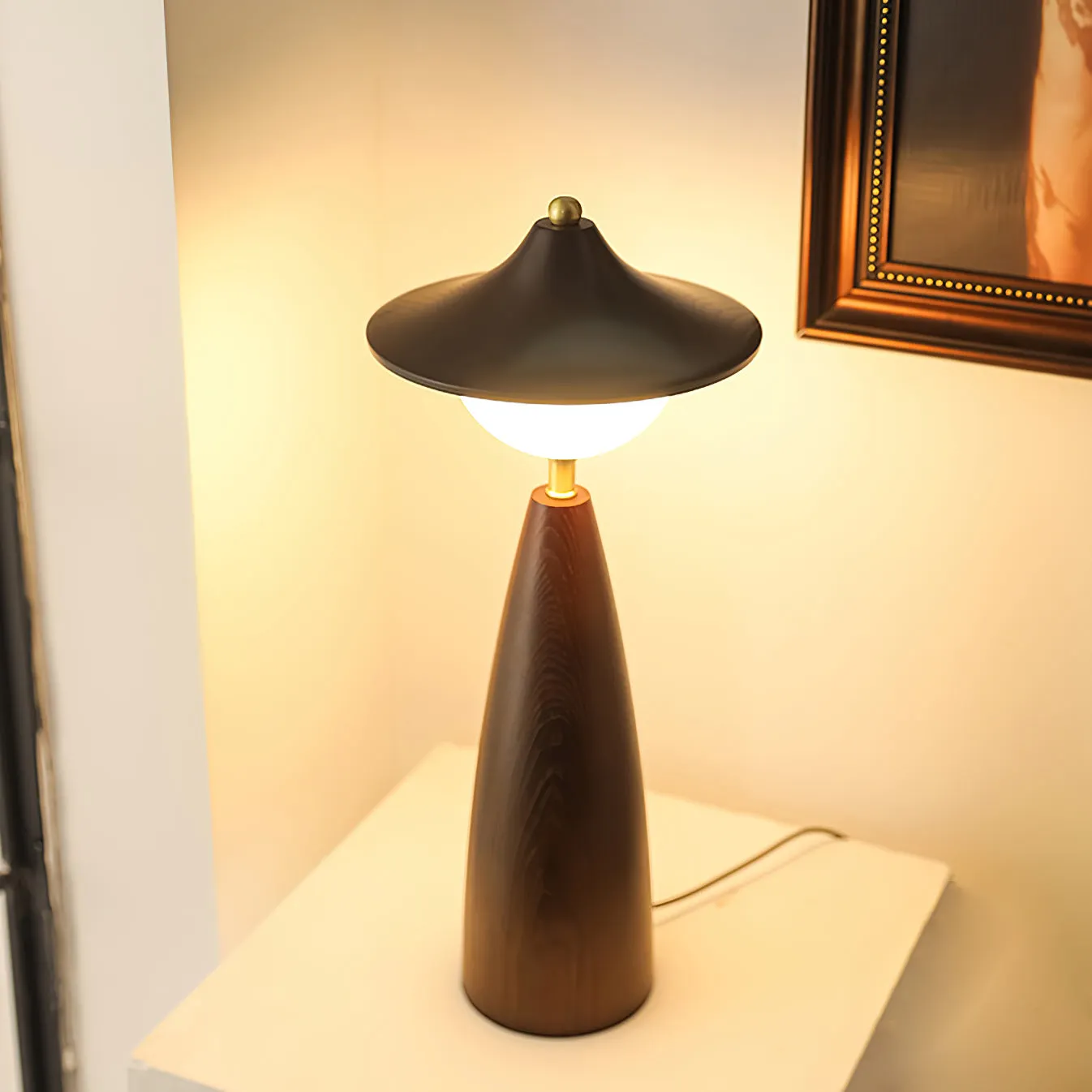 Syuna Table Lamp