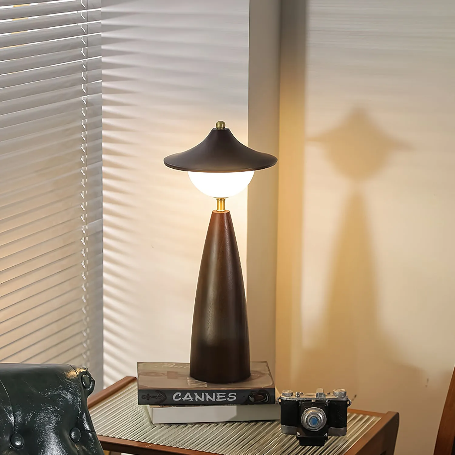 Syuna Table Lamp