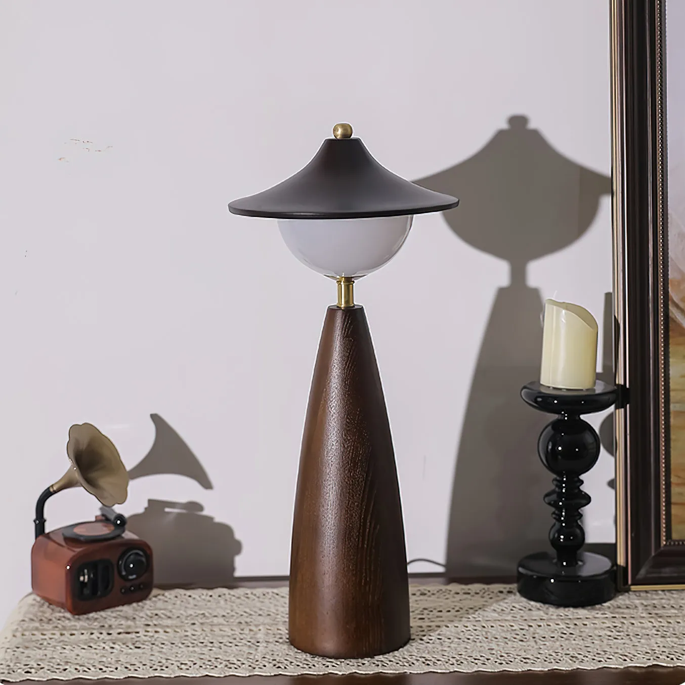 Syuna Table Lamp