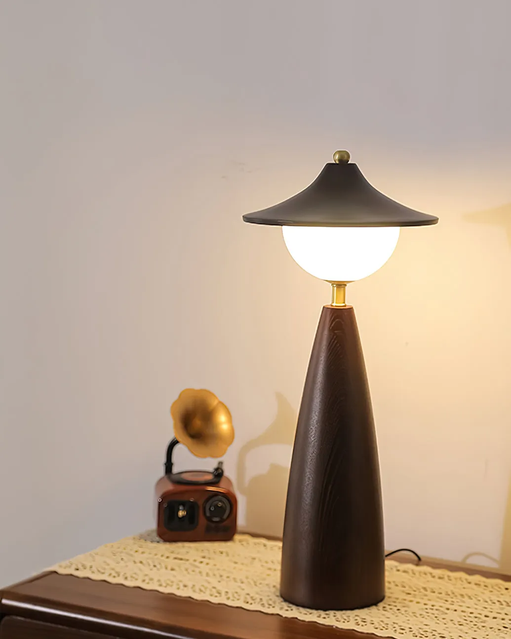 Syuna Table Lamp