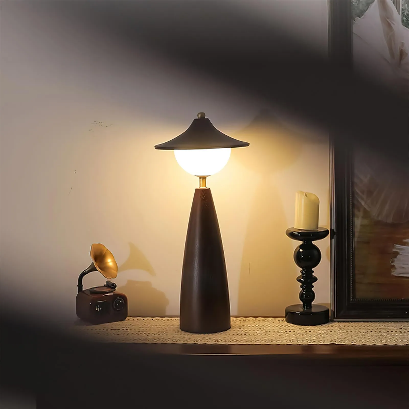 Syuna Table Lamp